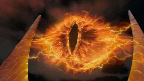 the eye of sauron in The TWo Towers