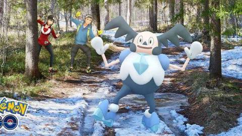 Pokémon trainers see and imitate a Galarian Mr. Mime