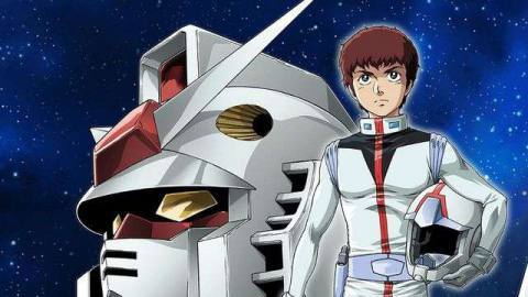 Amuro Ray from Mobile Suit Gundam standing in front of his Gundam