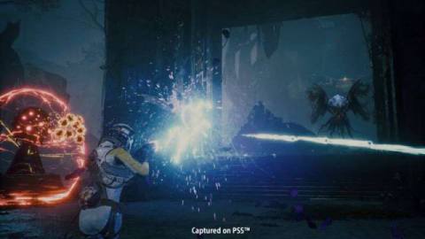 Returnal’s New Trailer Spotlights Its Sci-Fi Weaponry And Combat
