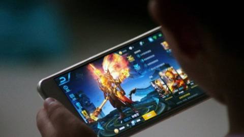 China cuts online gaming for under 18’s to just an hour per day
