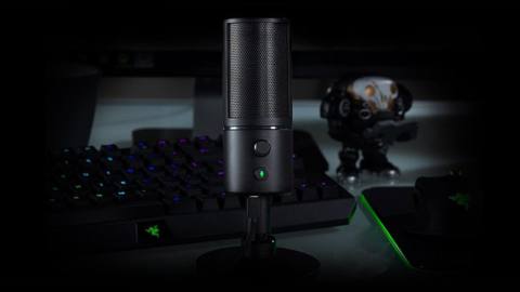 Razer Seiren X Microphone has 50% off for Cyber Monday 2021
