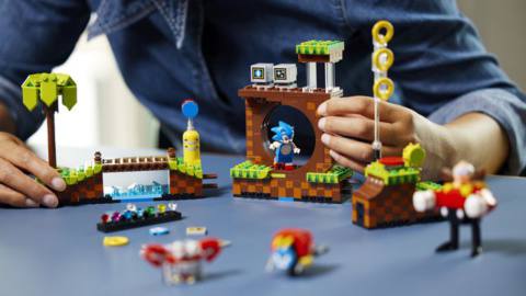 A photo of the Sonic the Hedgehog Green Hill Zone Lego set on a table