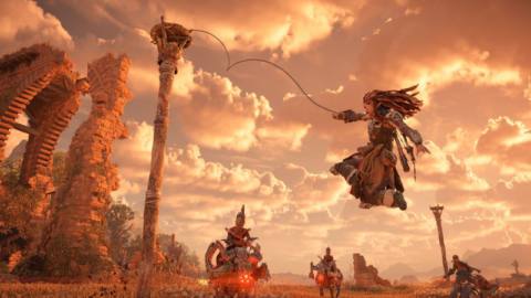 Horizon Forbidden West Review – Leaping To Greater Heights