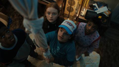 Does Stranger Things season 4 part 1 have a post-credits scene?