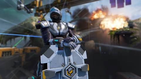 Hundreds of high ranked Apex Legends players have been banned for 6-manning exploit