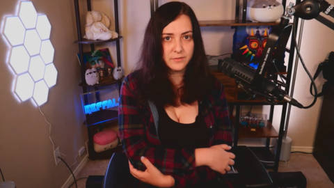 Trans streamer Keffals swatted and arrested in her home