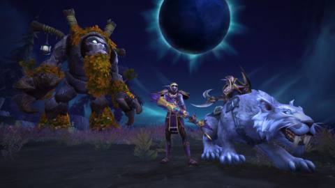 World of Warcraft - A night elf and treant prepare to defend their home in the Battle for Darkshore