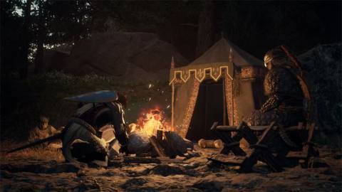 A Dragon’s Dogma 2 hero sits by a campfire and uses the best recipes to combine items.