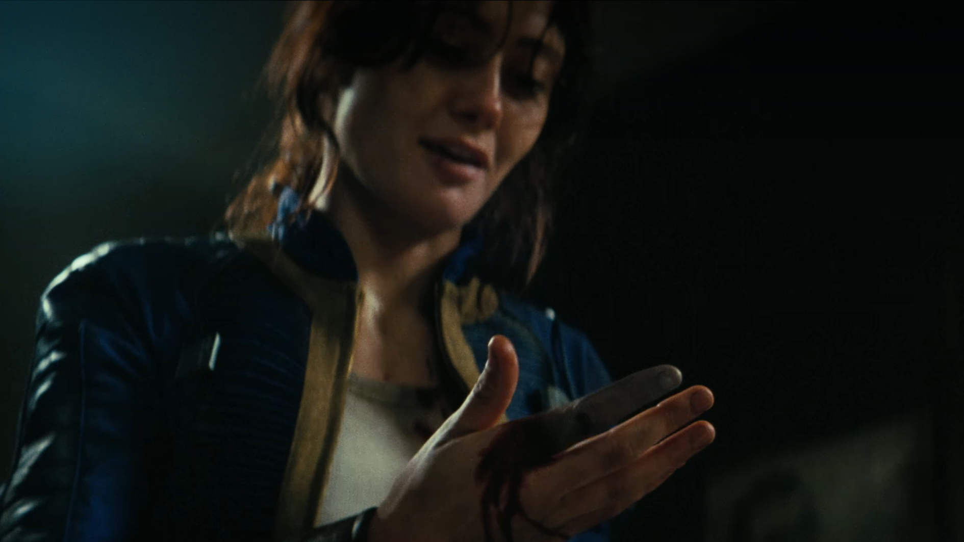 Vault Dweller Lucy after getting a finger transplant