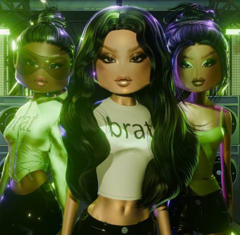 Three Roblox avatars wearing Charli XCX gear in Dress to Impress. The one in the middle has long black hair and a brat crop top.