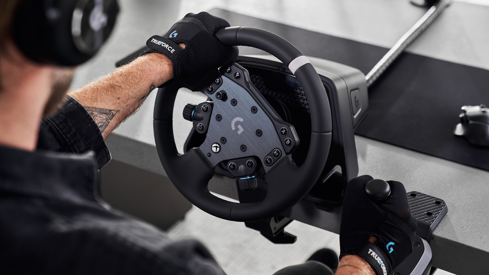 Logitech RS racing wheels and accessories