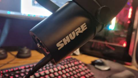 Shure MV7+ podcast microphone review