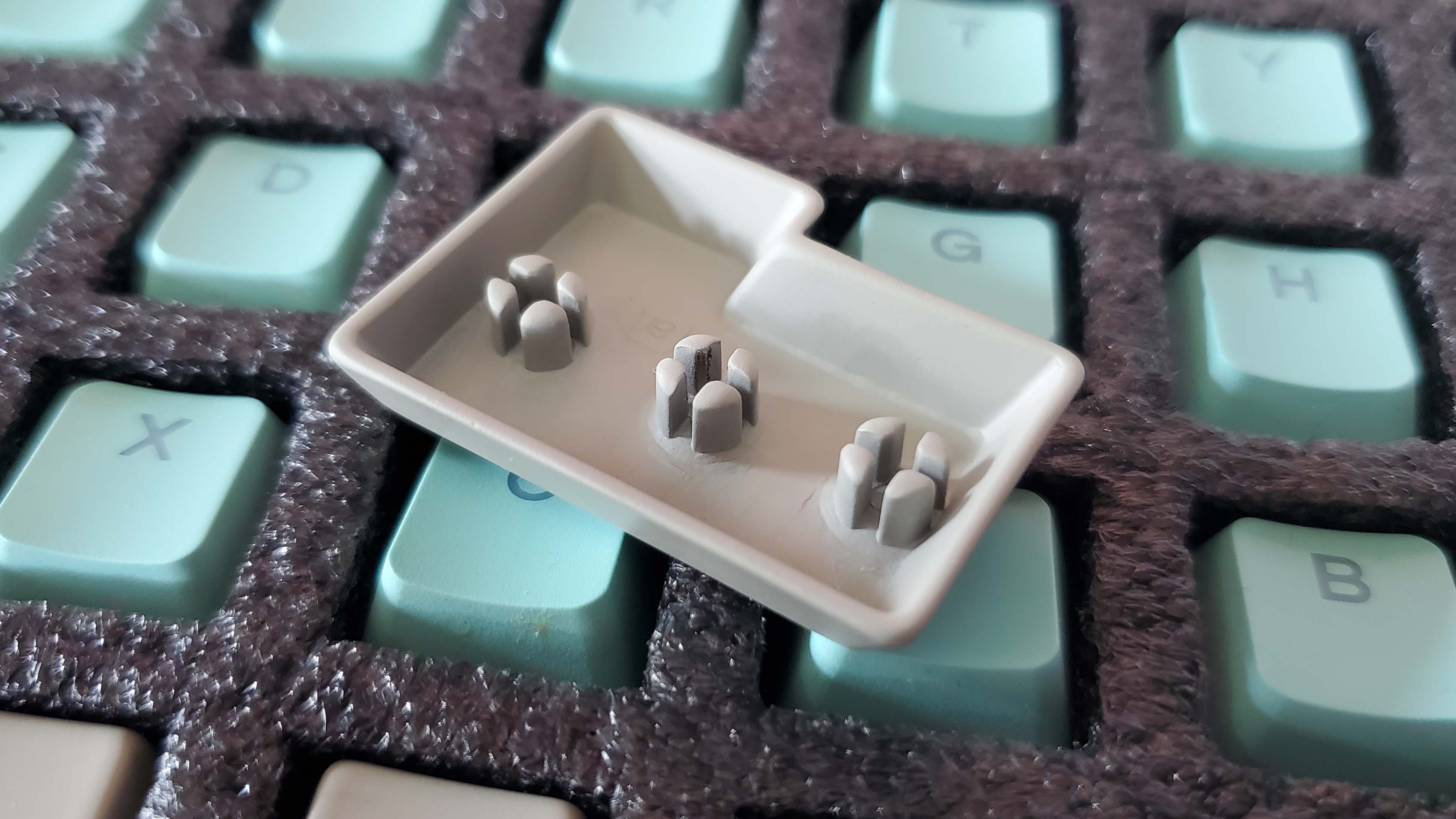 Awekeys Full Metal Keycaps set on a Mountain Everest 60 keyboard