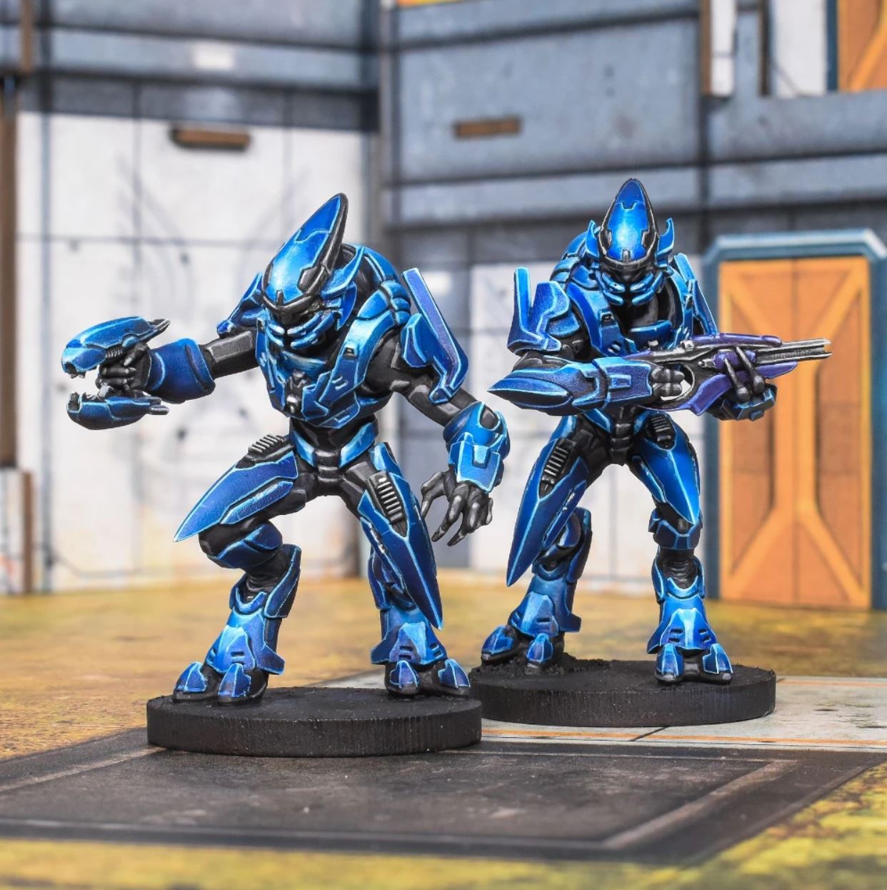 Two Elites in blue armor, painted to a high level.