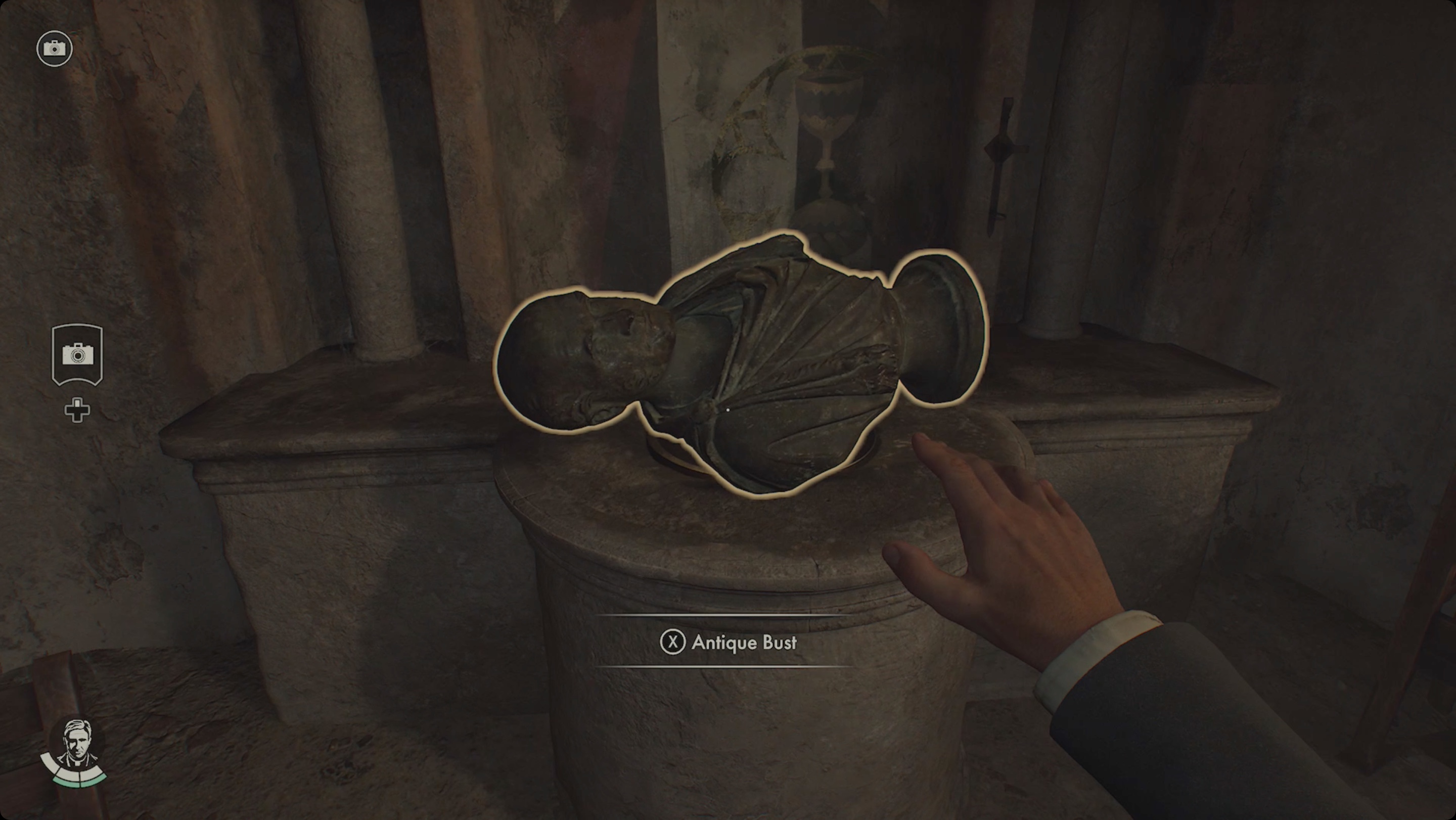 Indiana Jones and the Great Circle moving an antique bust covering a basin Indiana Jones and the Great Circle moving an antique bust covering a basin