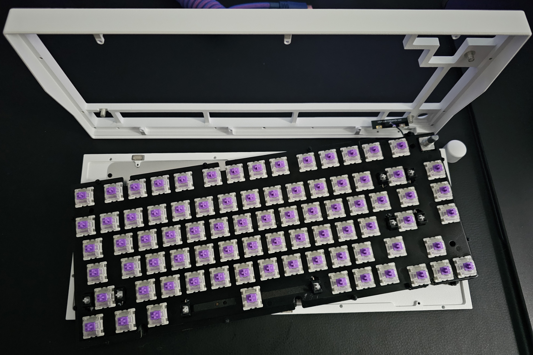 A photo of the disassembled Lemokey P1 HE without keycaps A photo of the disassembled Lemokey P1 HE without keycaps