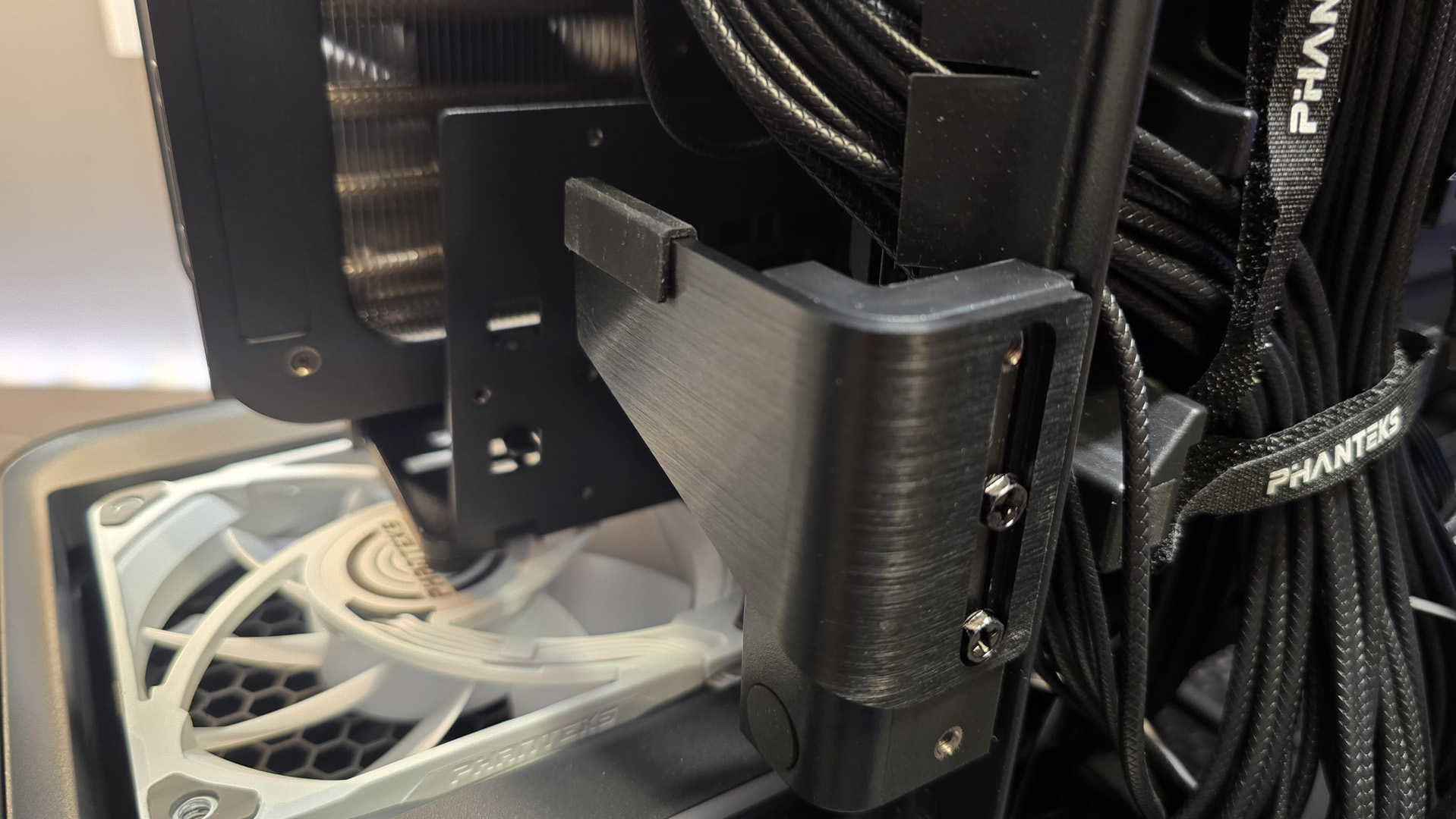 Phanteks Evolv X2 PC case