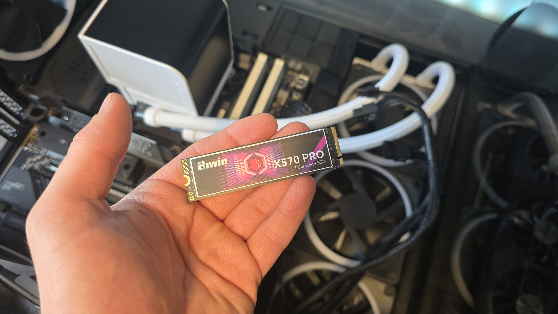 Biwin Black Opal X570 Pro loaded into a gaming PC.