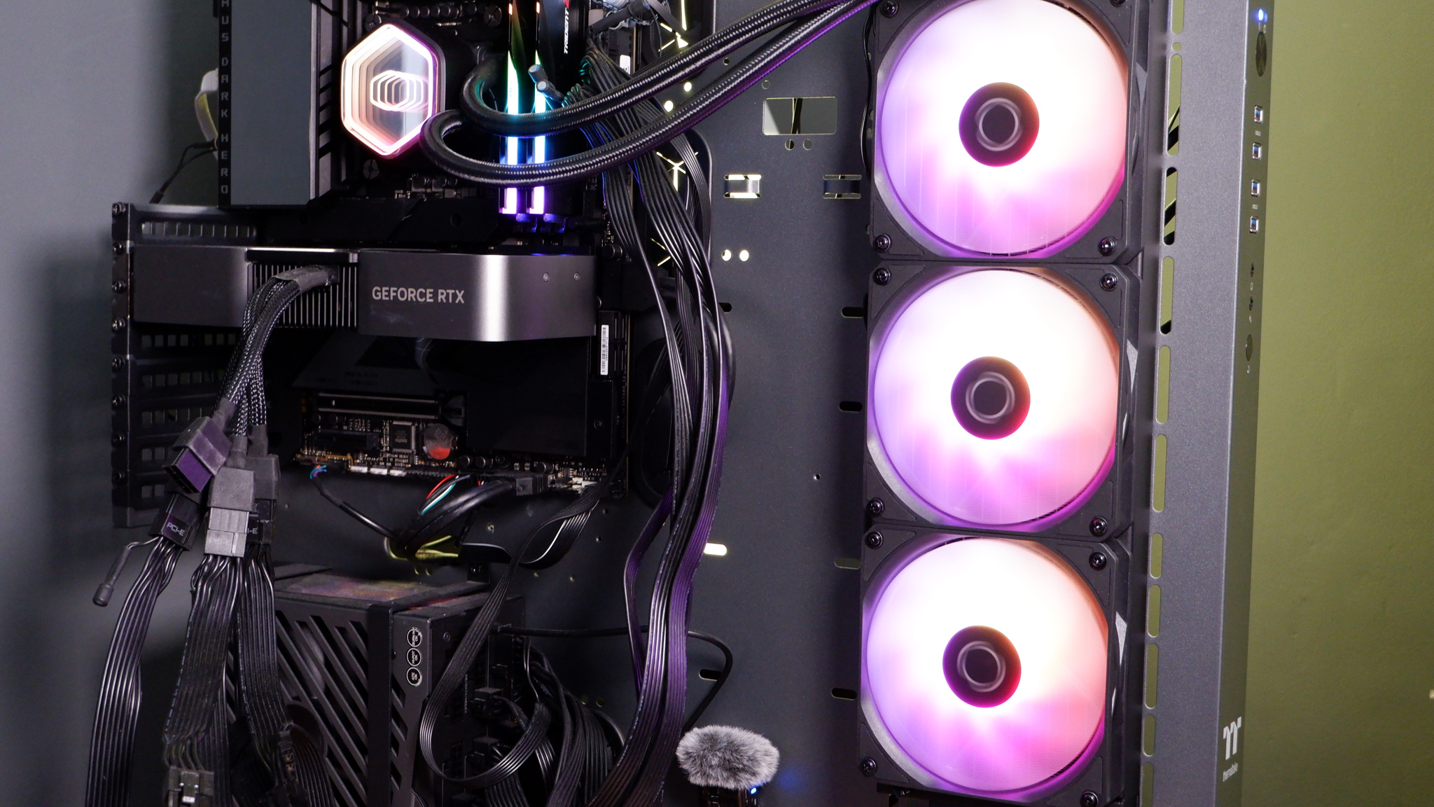 A Cooler Master MasterLiquid 360 Core II liquid cooler set-up on a test bench.