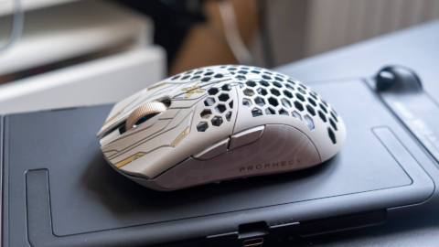 Finalmouse ULX Prophecy review: this 38g wireless mouse comes with 8K polling and a £150 price tag
