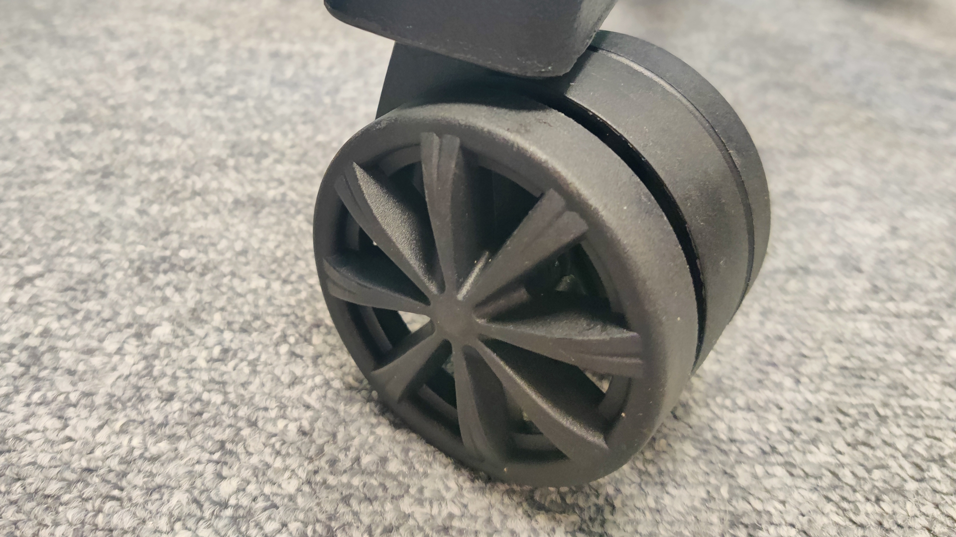 The Corsair TC100 Relaxed wheel