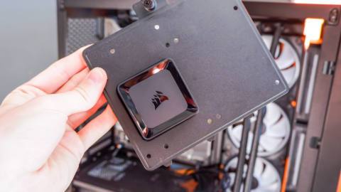 I built a brand new gaming PC from the ground up with Corsair’s iCUE Link: a simplified, smart and just a little frustrating all-in-one system