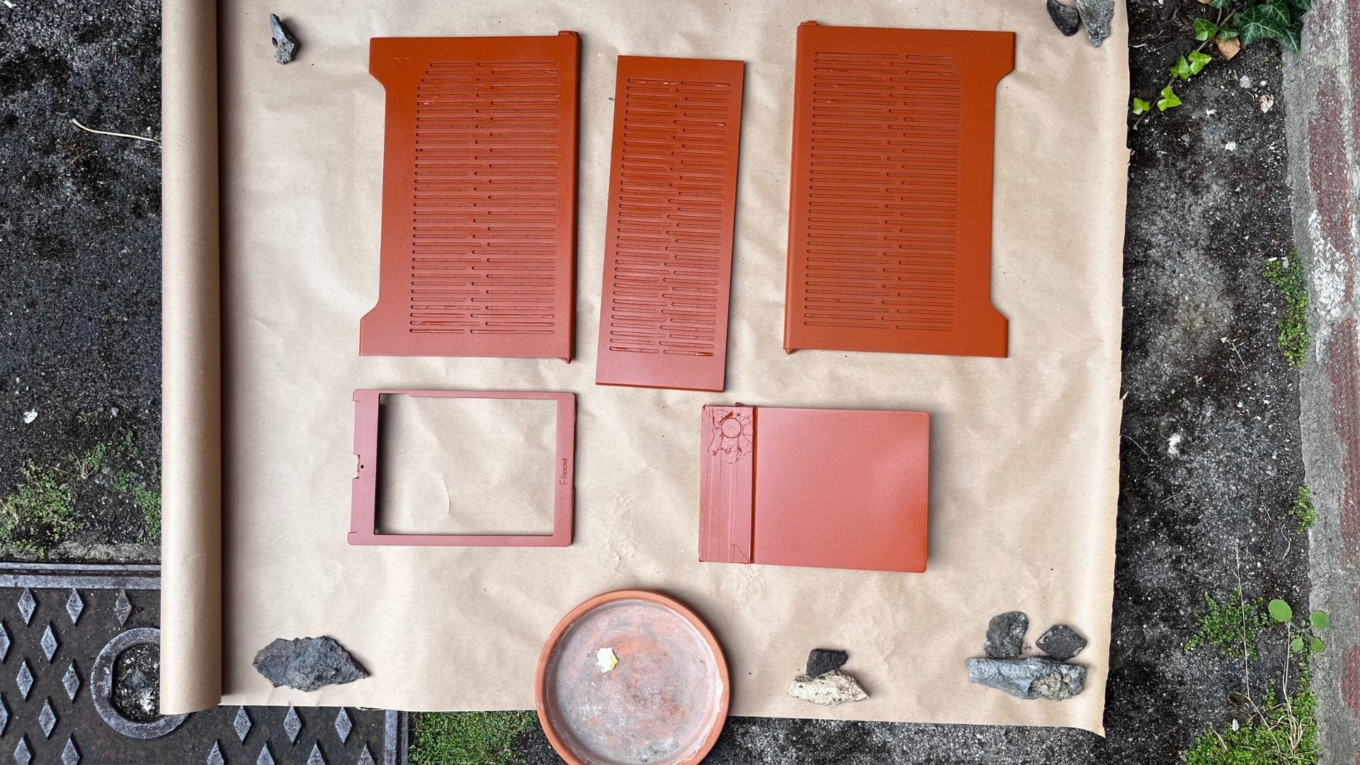 Fractal Terra Case, being customized to look like a Terracotta pot