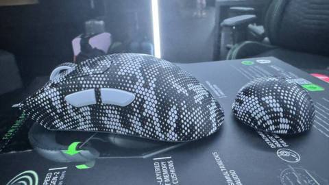Razer’s DeathAdder V4 Pro won an esports tournament before its release, hiding in plain sight with a camoflage colorway