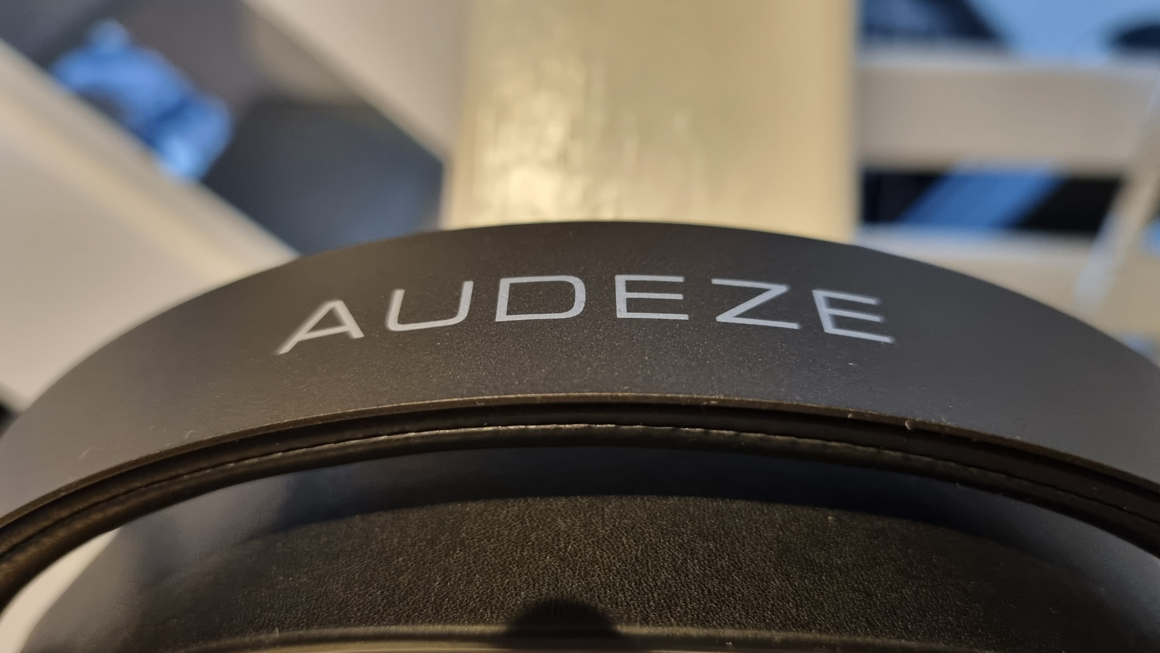 The outer headband of the Audeze MM-100