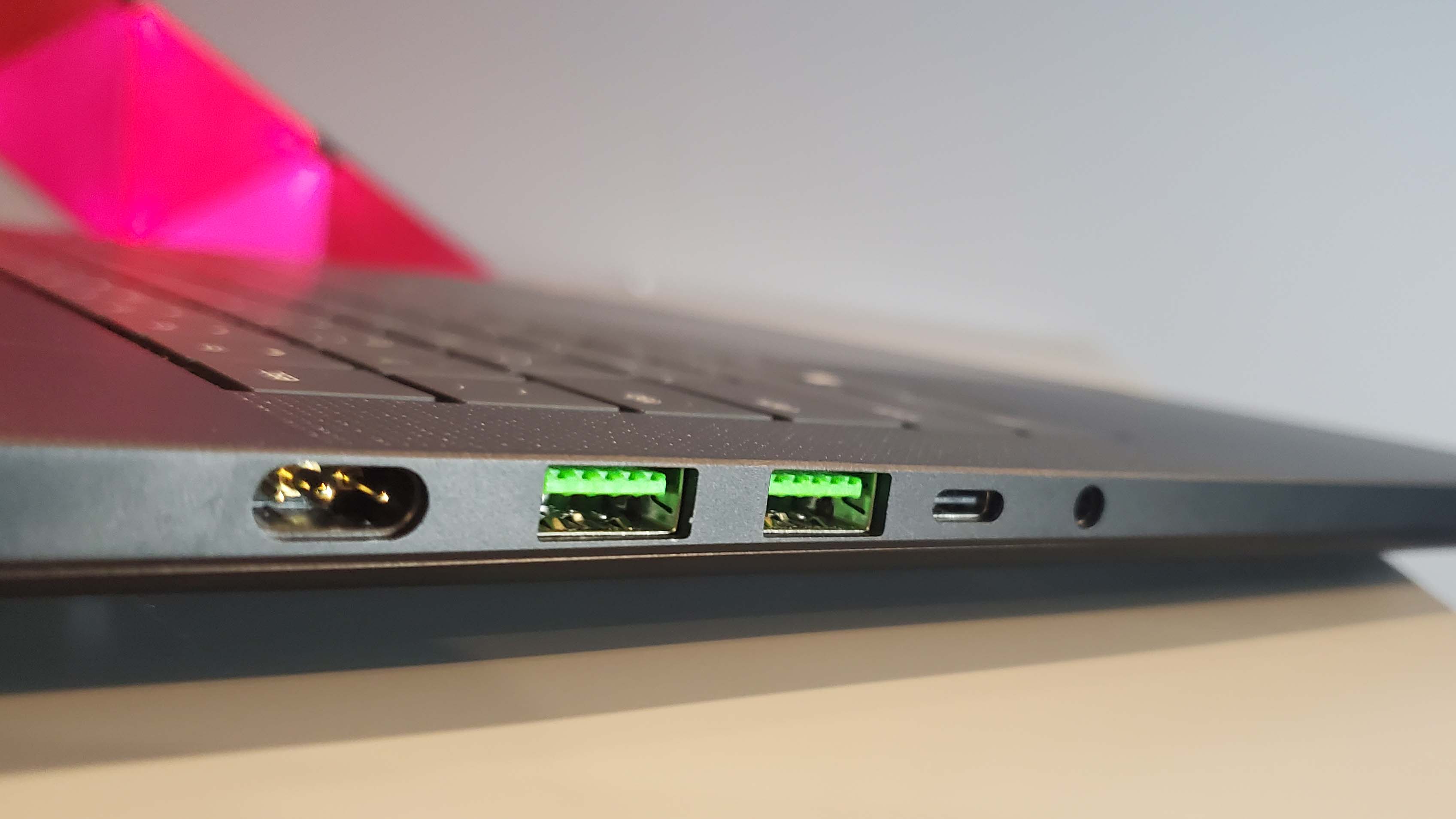 Razer Blade 16 (2025) gaming laptop with RTX 5090 inside