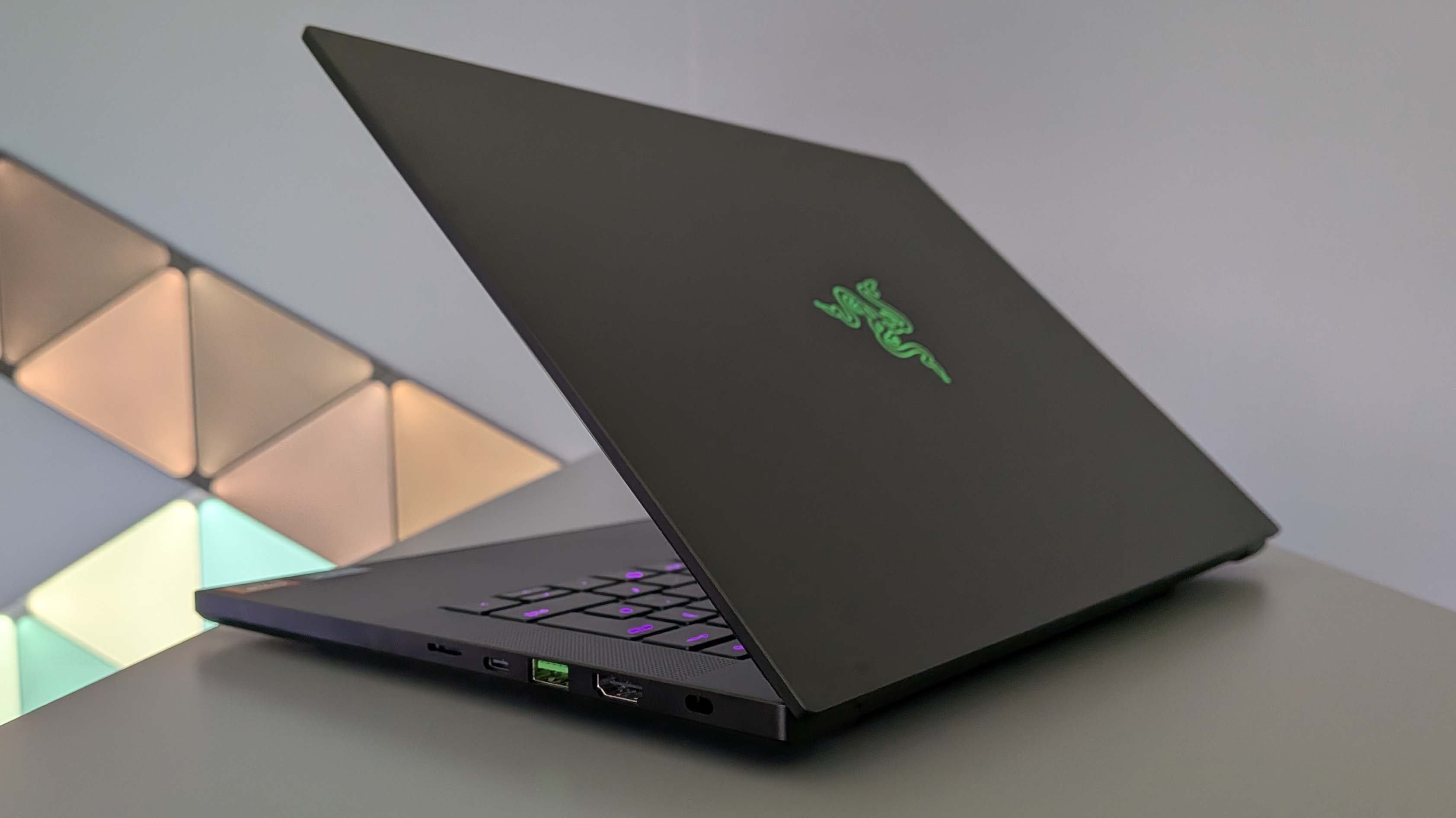 Razer Blade 14 (2025) gaming laptop