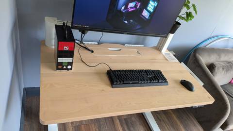 Corsair Platform:4 gaming desk review