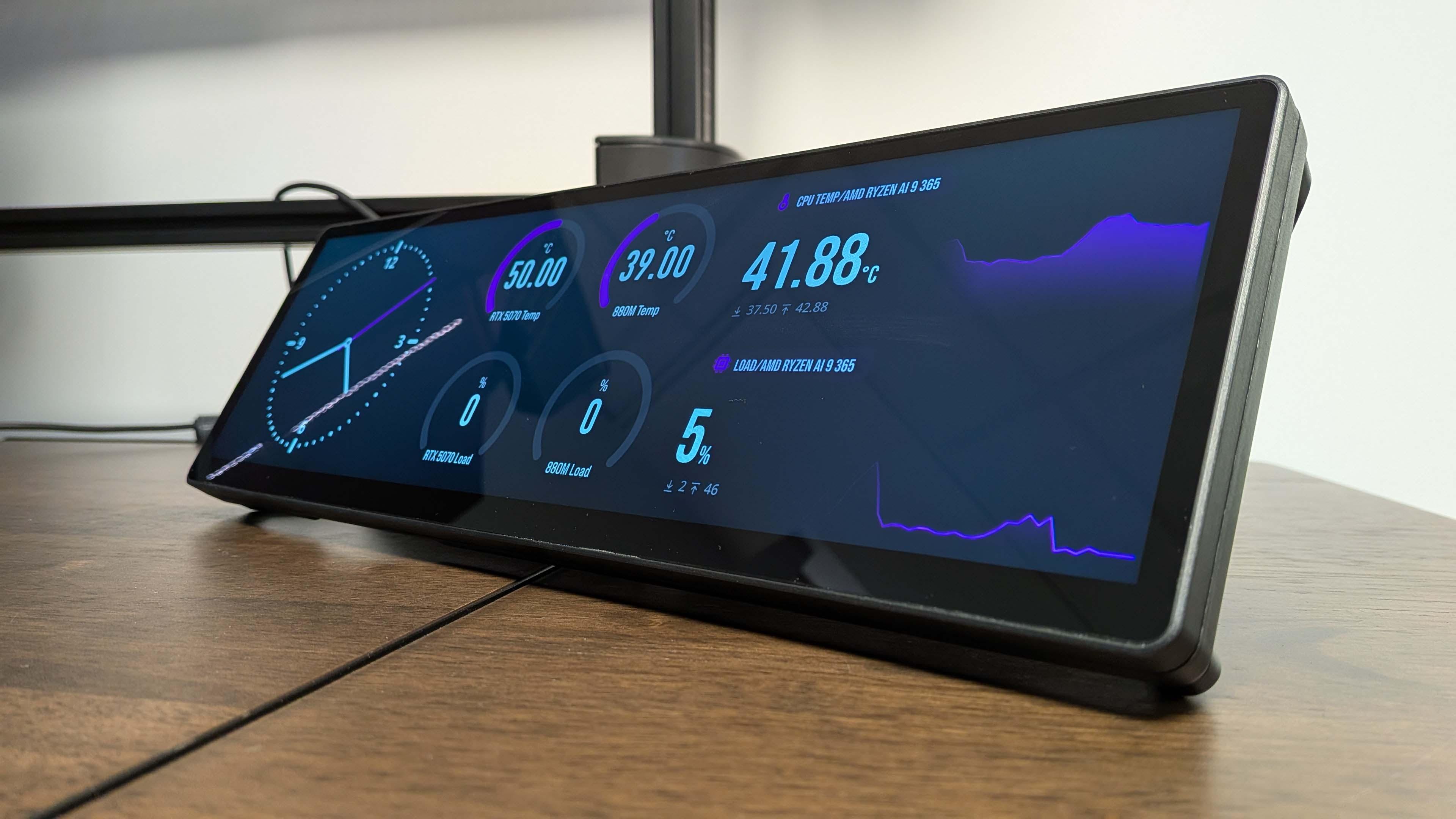 Corsair Xeneon Edge screen