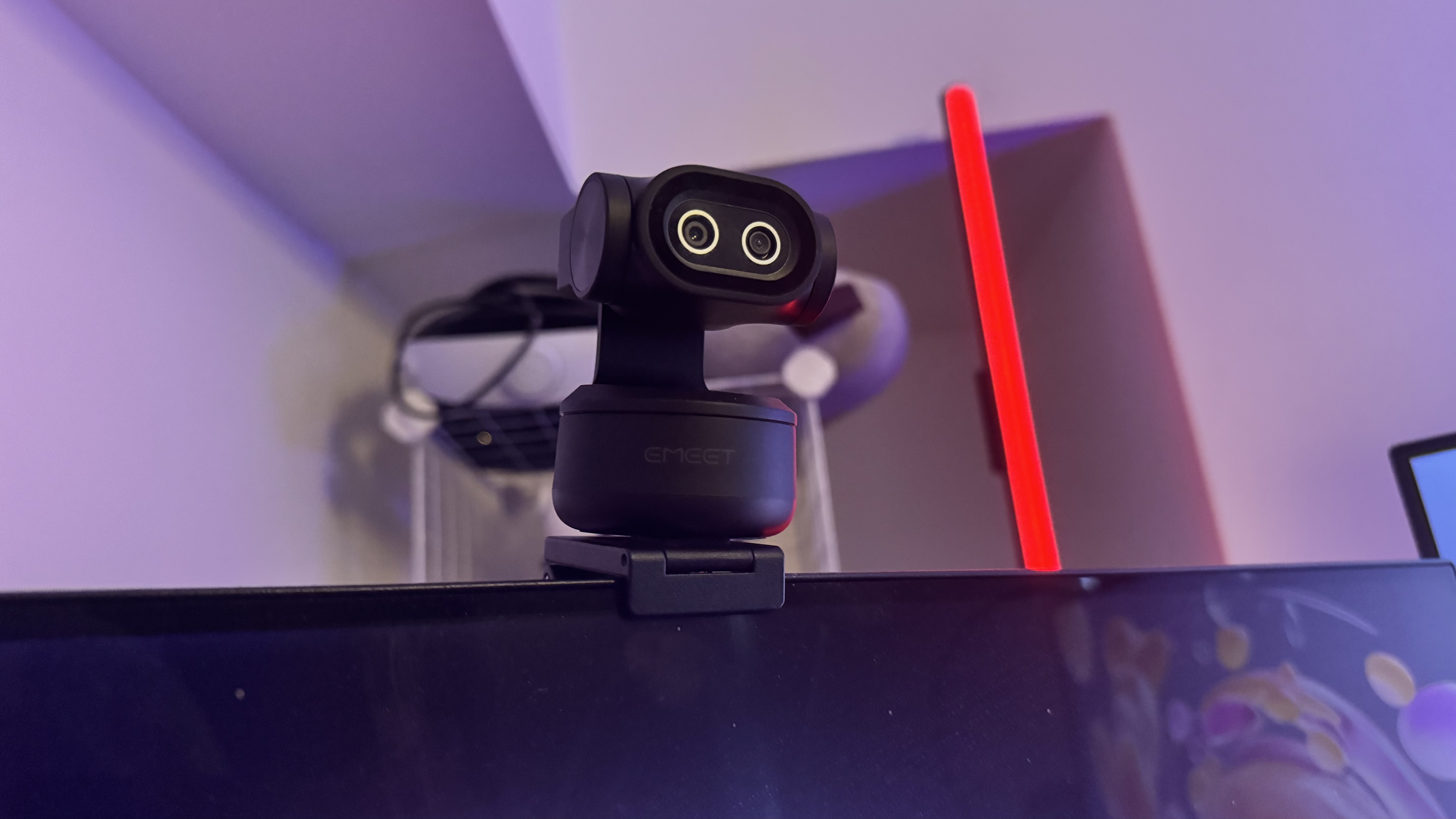 The Emeet Pixy 4K webcam