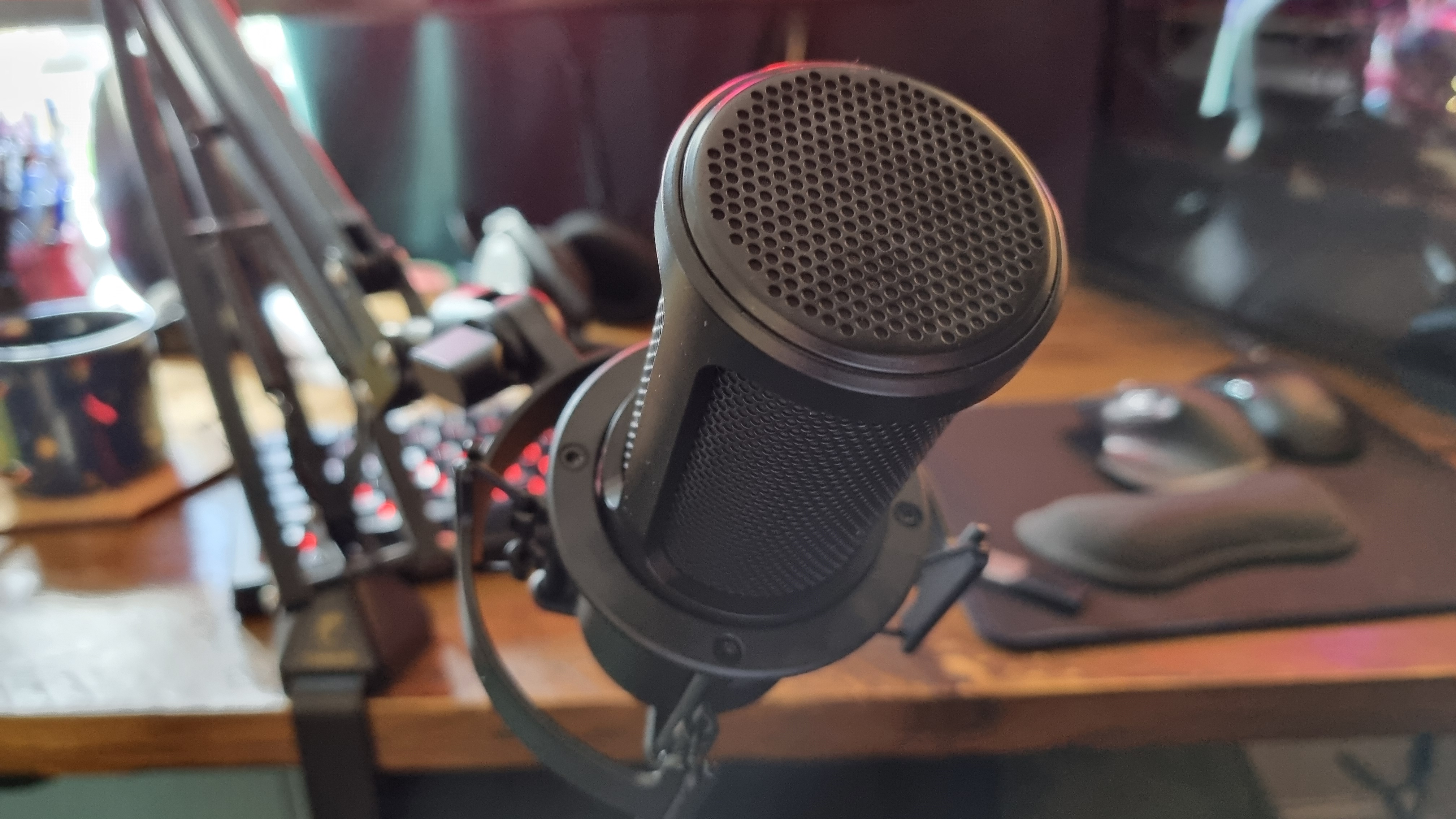 The exposed grille of the Shure SM4 home recording microphone