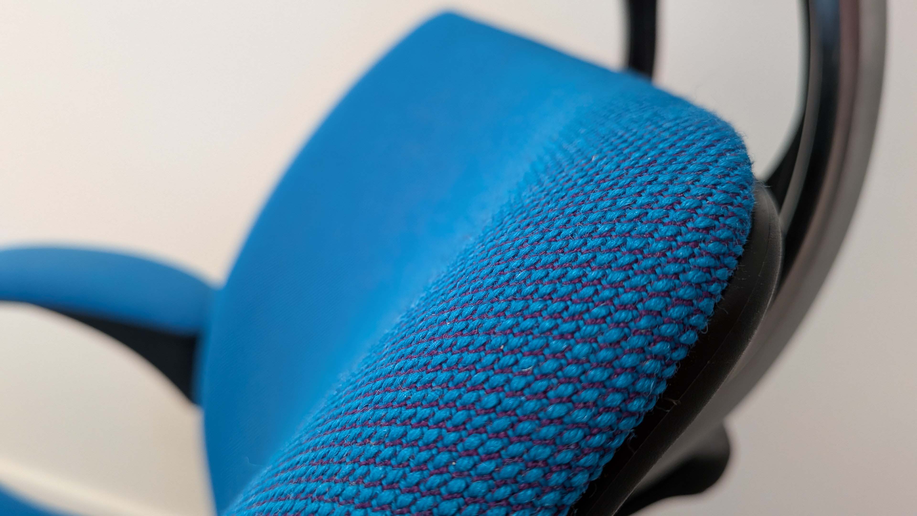 Humanscale Freedom Chair with Headrest