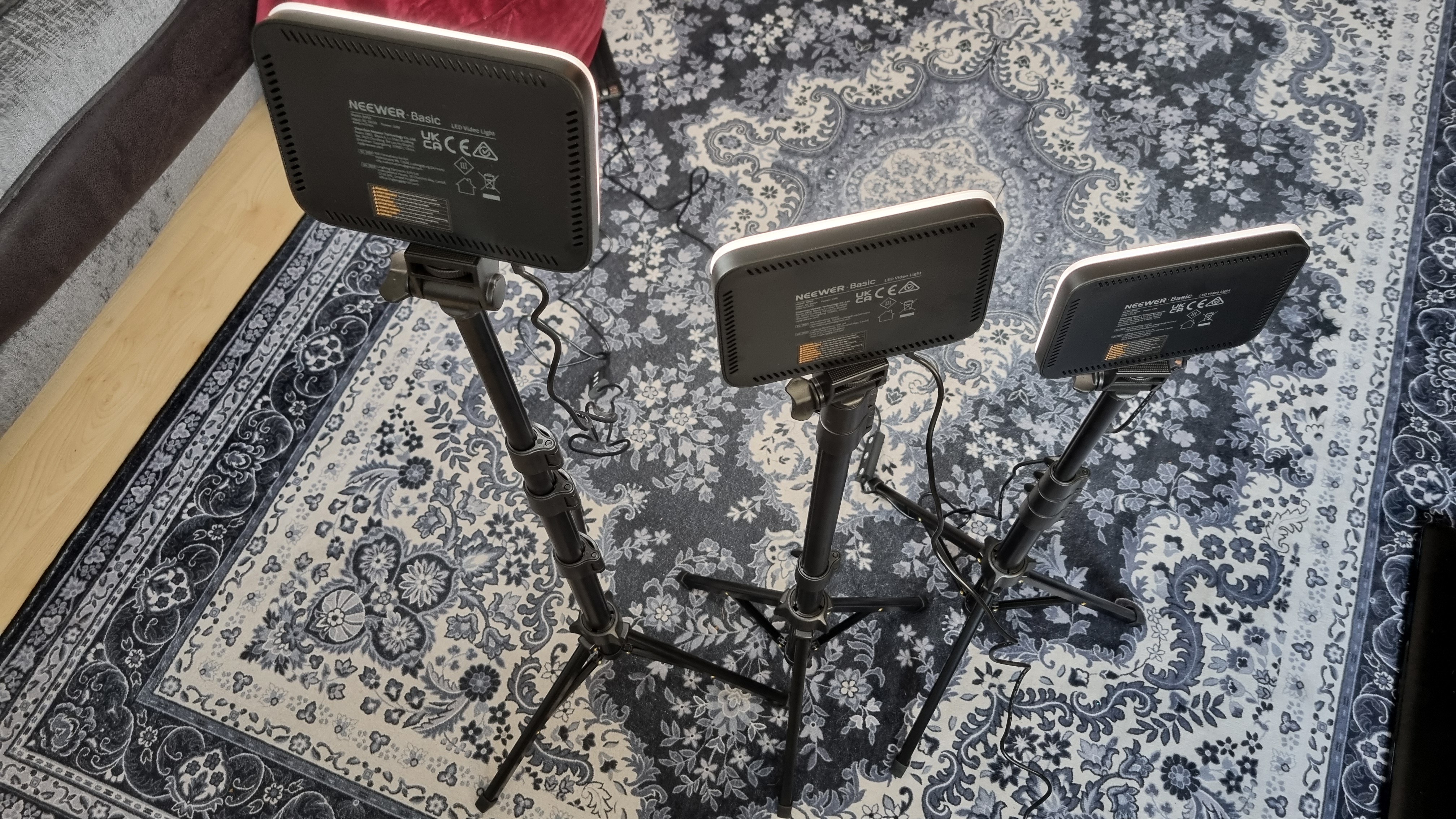 The rear (and stands) of the panels of the Neewer Basics LED light panel kit