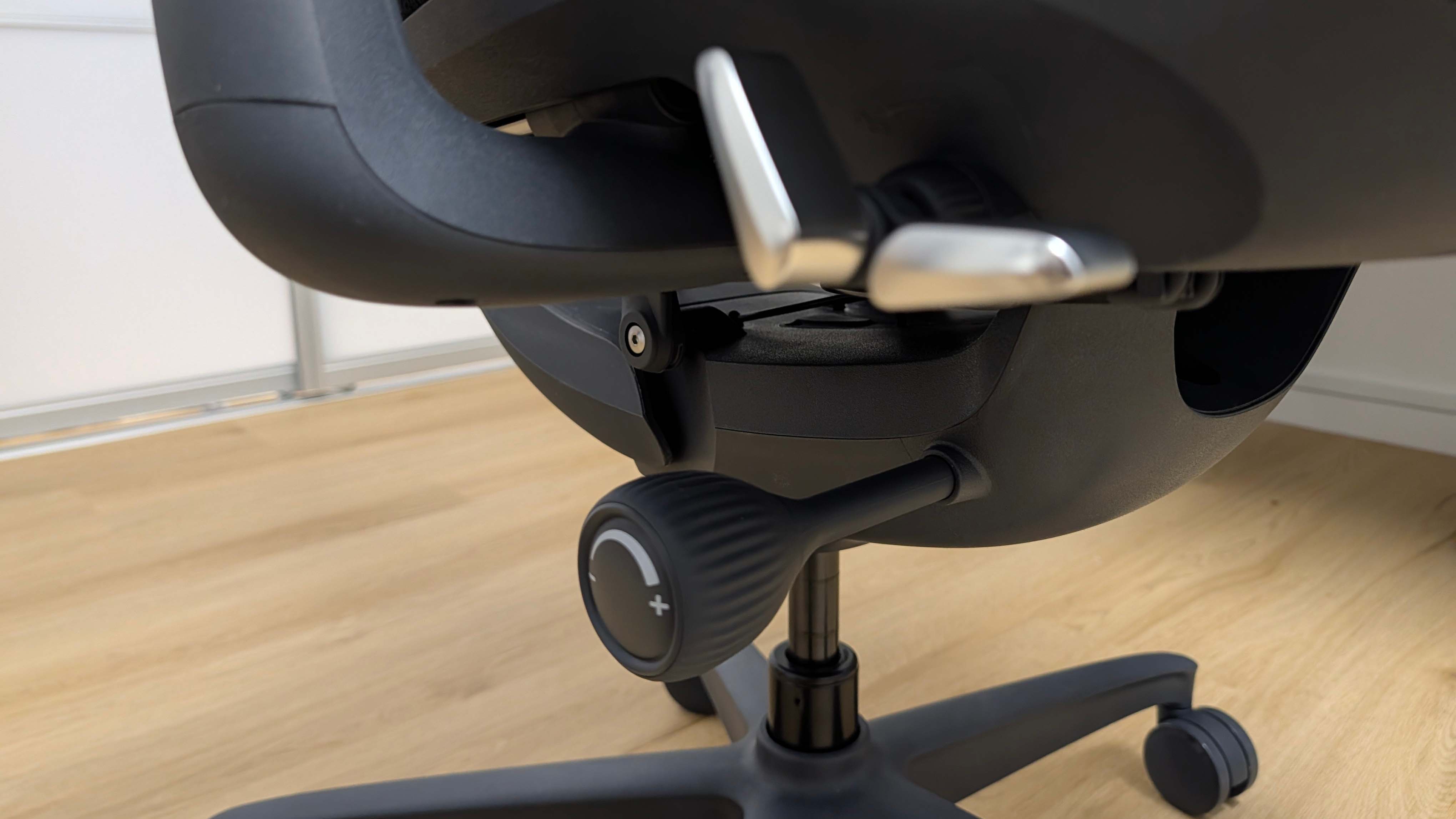 LiberNovo Omni gaming chair