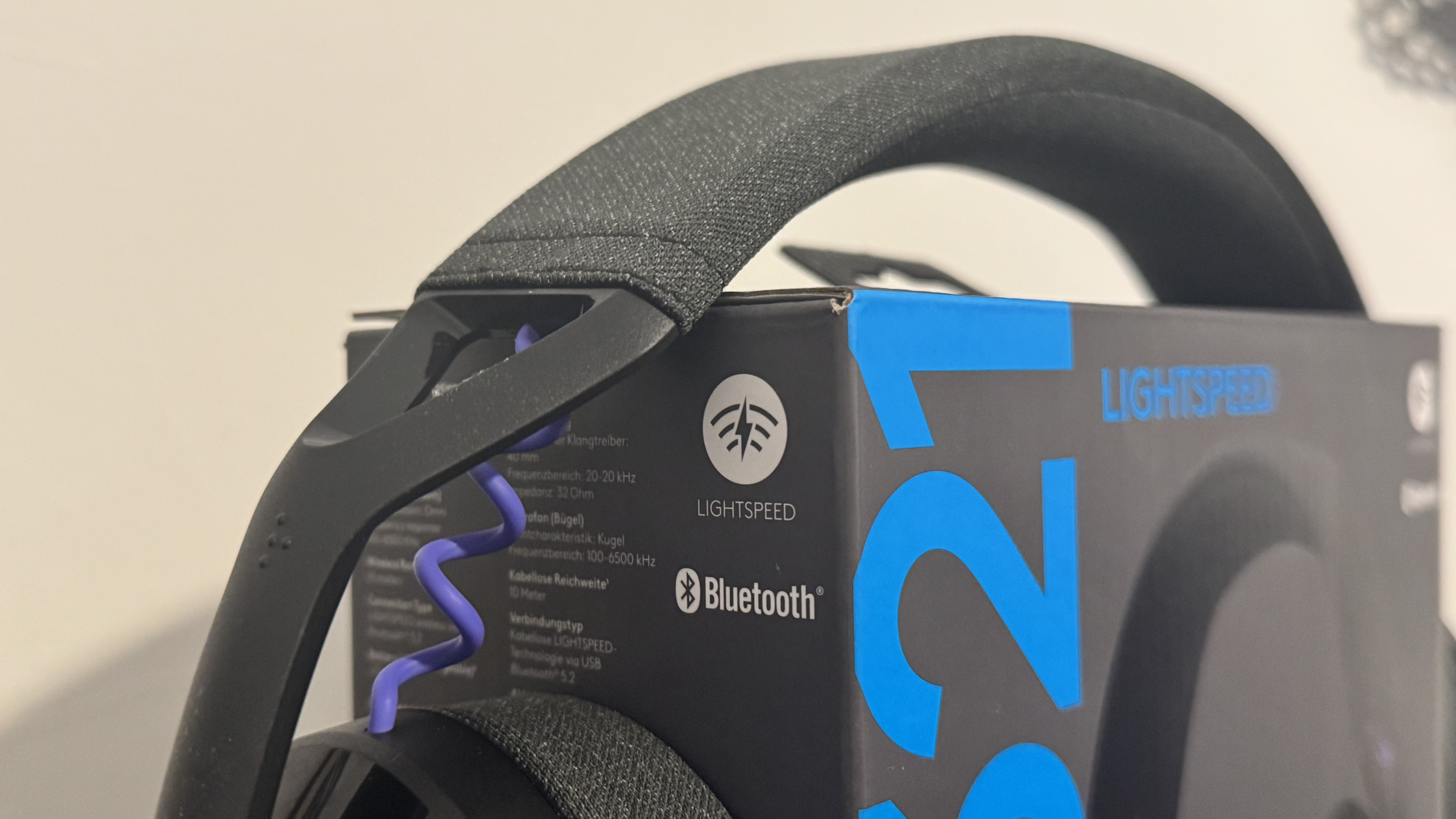 Logitech G321 Lightspeed gaming headset