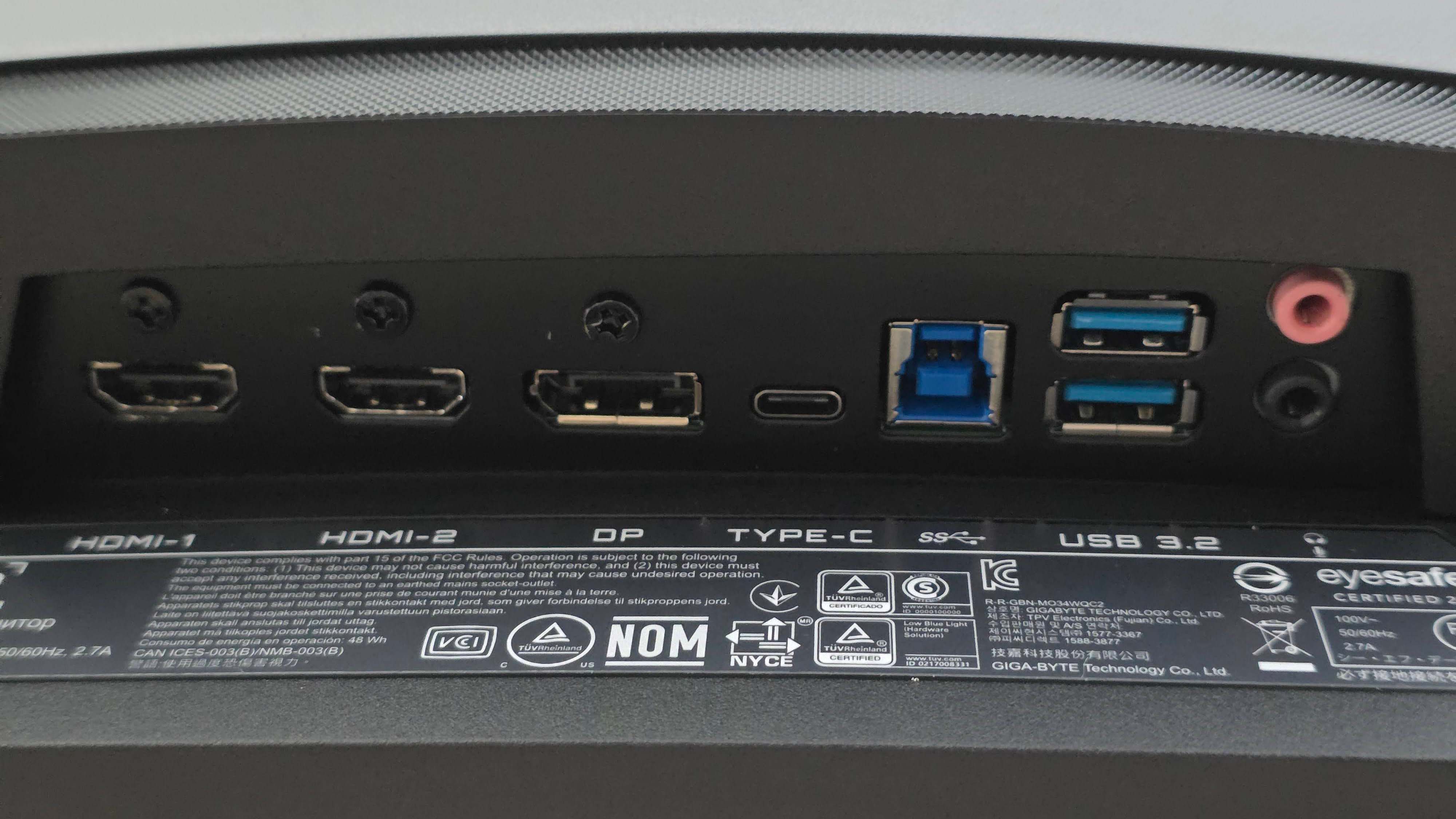 Gigabyte MO34WQC2 ultrawide OLED gaming monitor