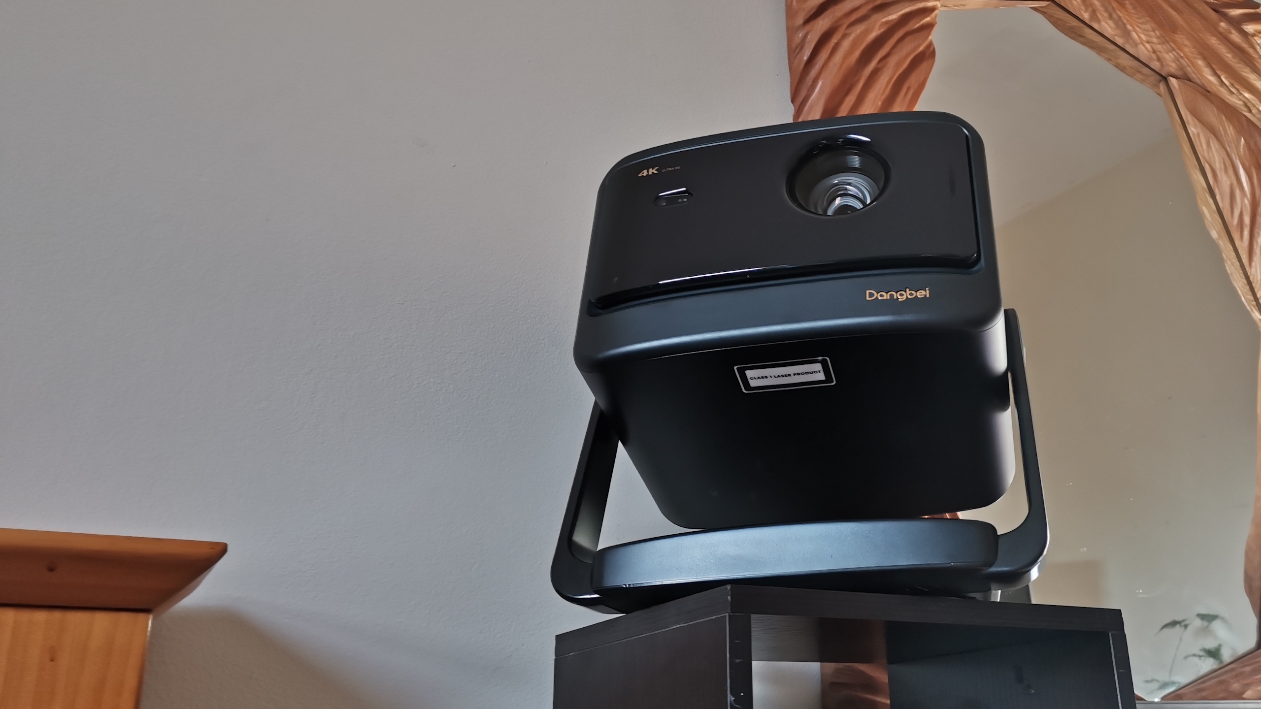 DangBei DBOX02 Pro 4K projector