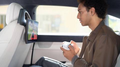 Sony and Honda’s new vehicle will let passengers play PS5 games via Remote Play