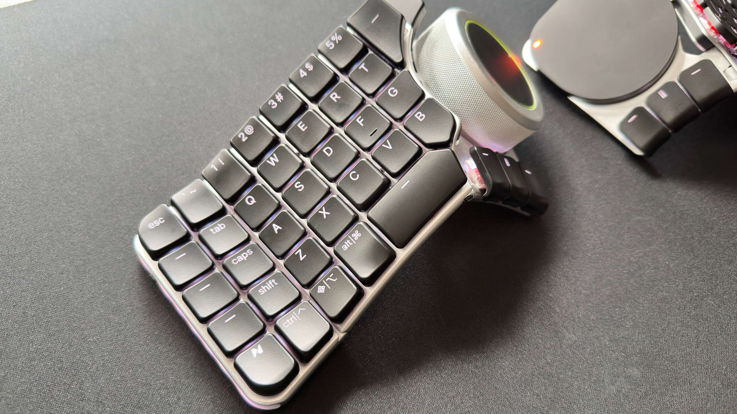 A photo of the Naya Create ergonomic keyboard