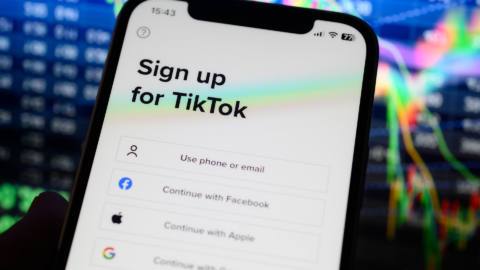 EU regulators say that TikTok has ‘an addictive design’ in a preliminary report, and that it might receive a hefty fine if it doesn’t change its infinite-scrolling ways