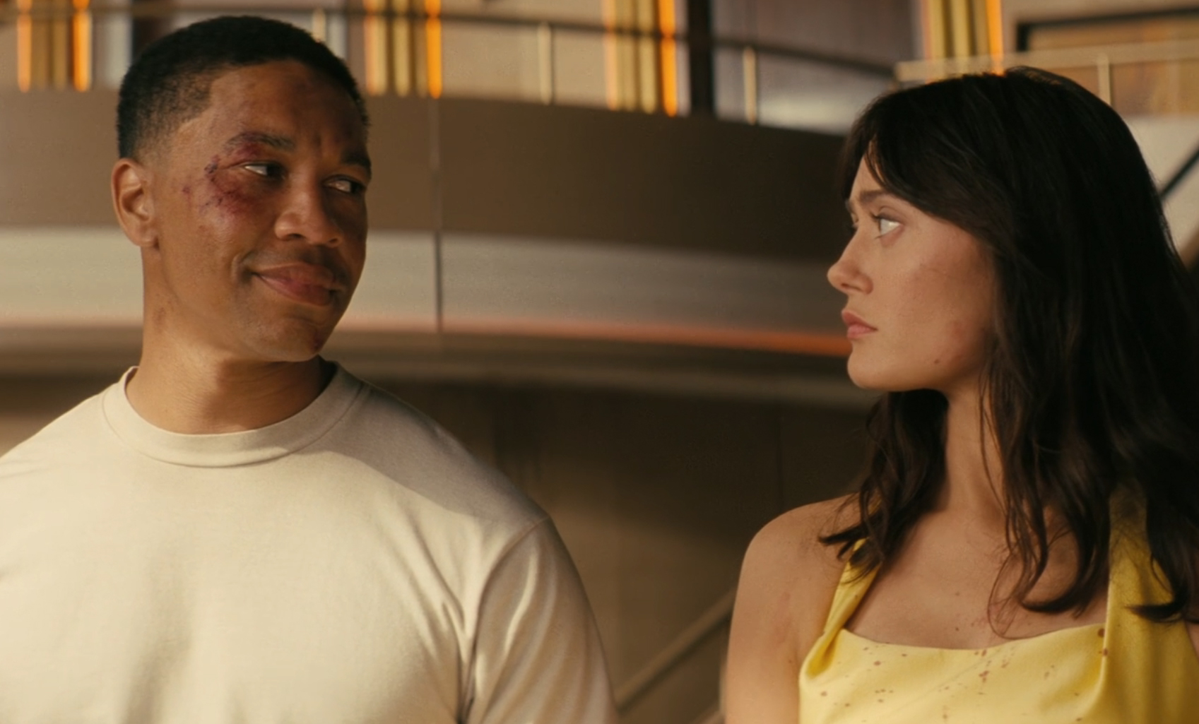 Max and Lucy in House's penthouse