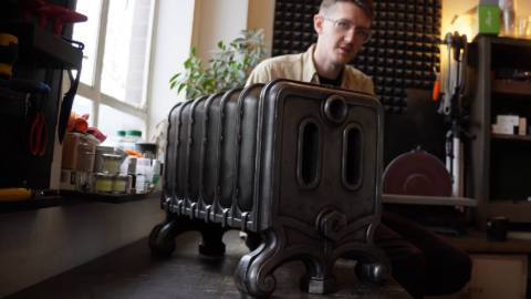 This creator extraordinaire has built a gaming PC attached to a Victorian cast-iron radiator that is fully integrated into the cooling system, and I am in complete awe