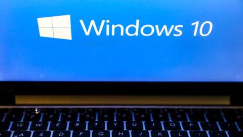 A Florida woman has been sentenced to 22 months in prison for conspiracy to traffic thousands of stolen Windows 10 and MS Office keys via their Certificate of Authenticity stickers