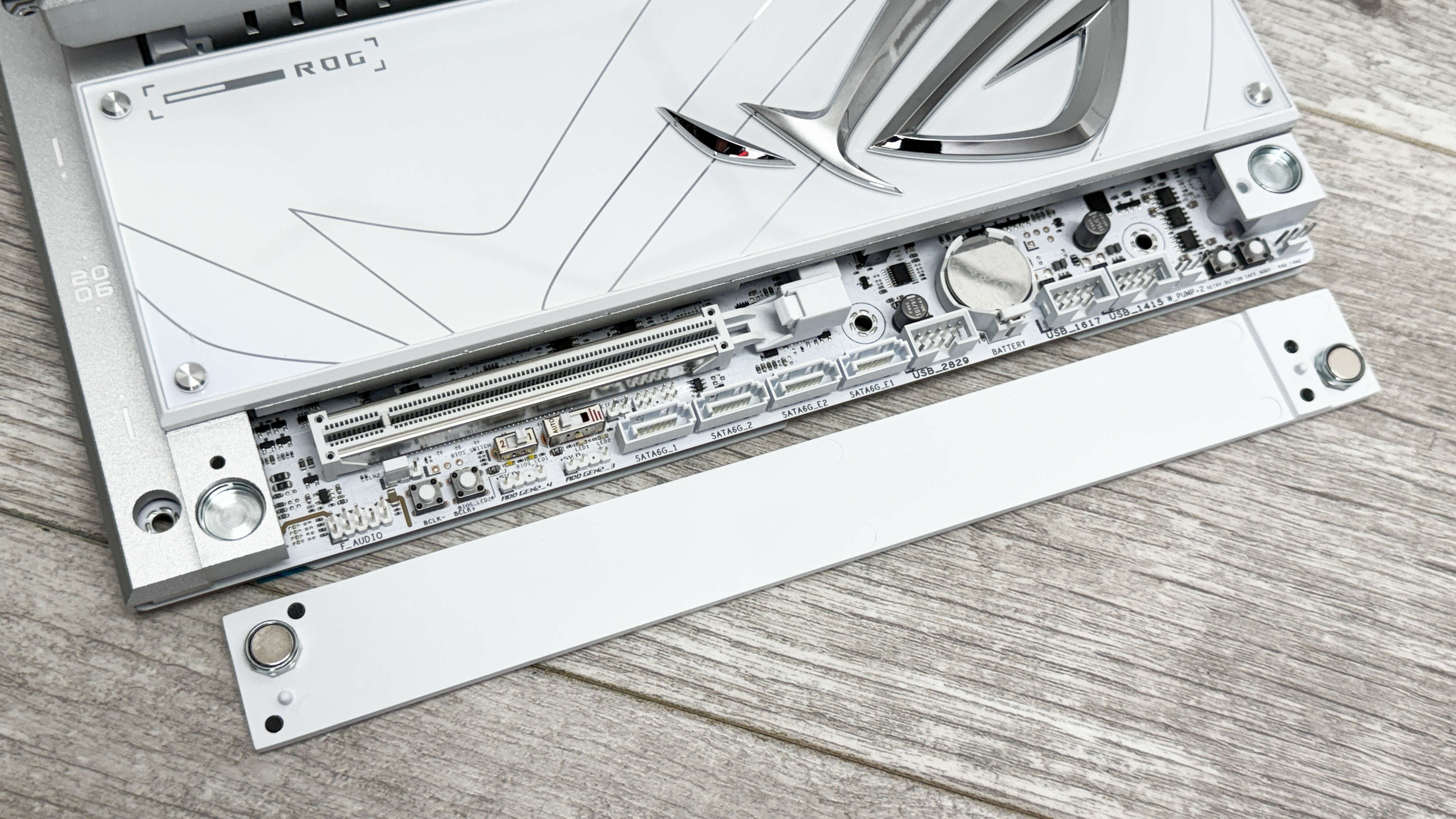 Asus ROG Crosshair X870E Glacial motherboard