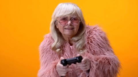 A 91-Year-Old Woman Who Received A Wellness Check From Police Was Just Busy Gaming